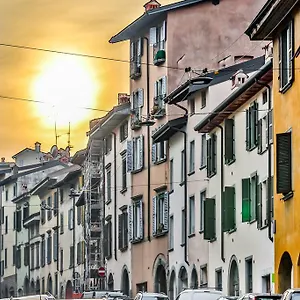 Belle Arti Pensión Bérgamo